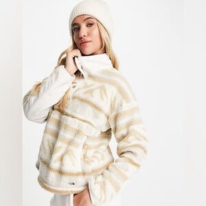 The North Face Cragmont quarter zip printed fleece in white